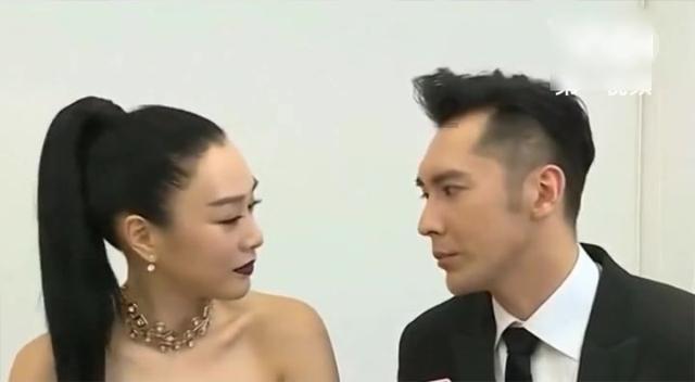 大型警车找轮胎